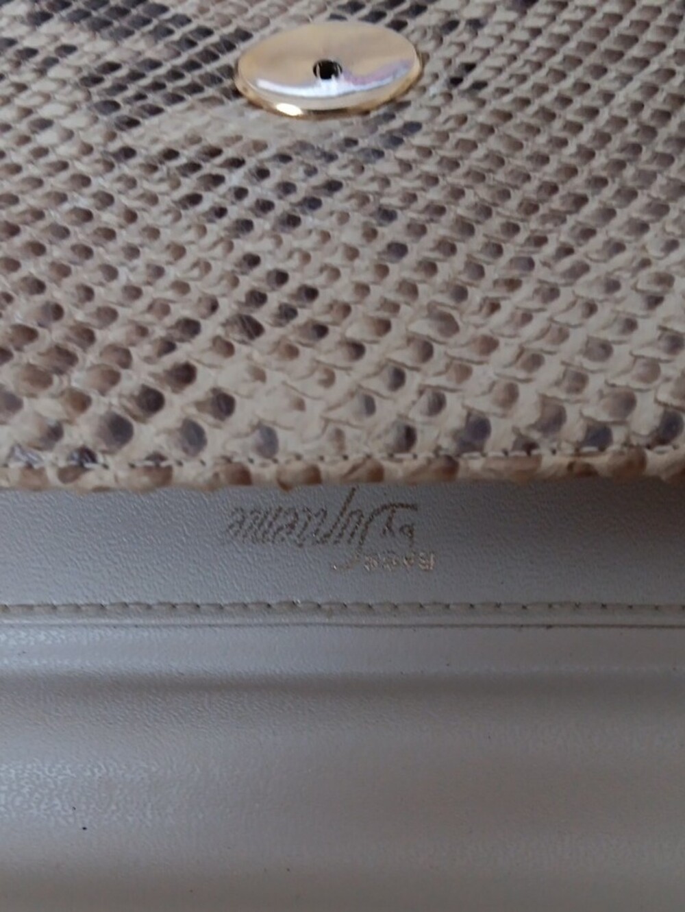 Supreme Handbag from 1970. Snakeskin Clutch With Optional Chain - Picture 7 of 11